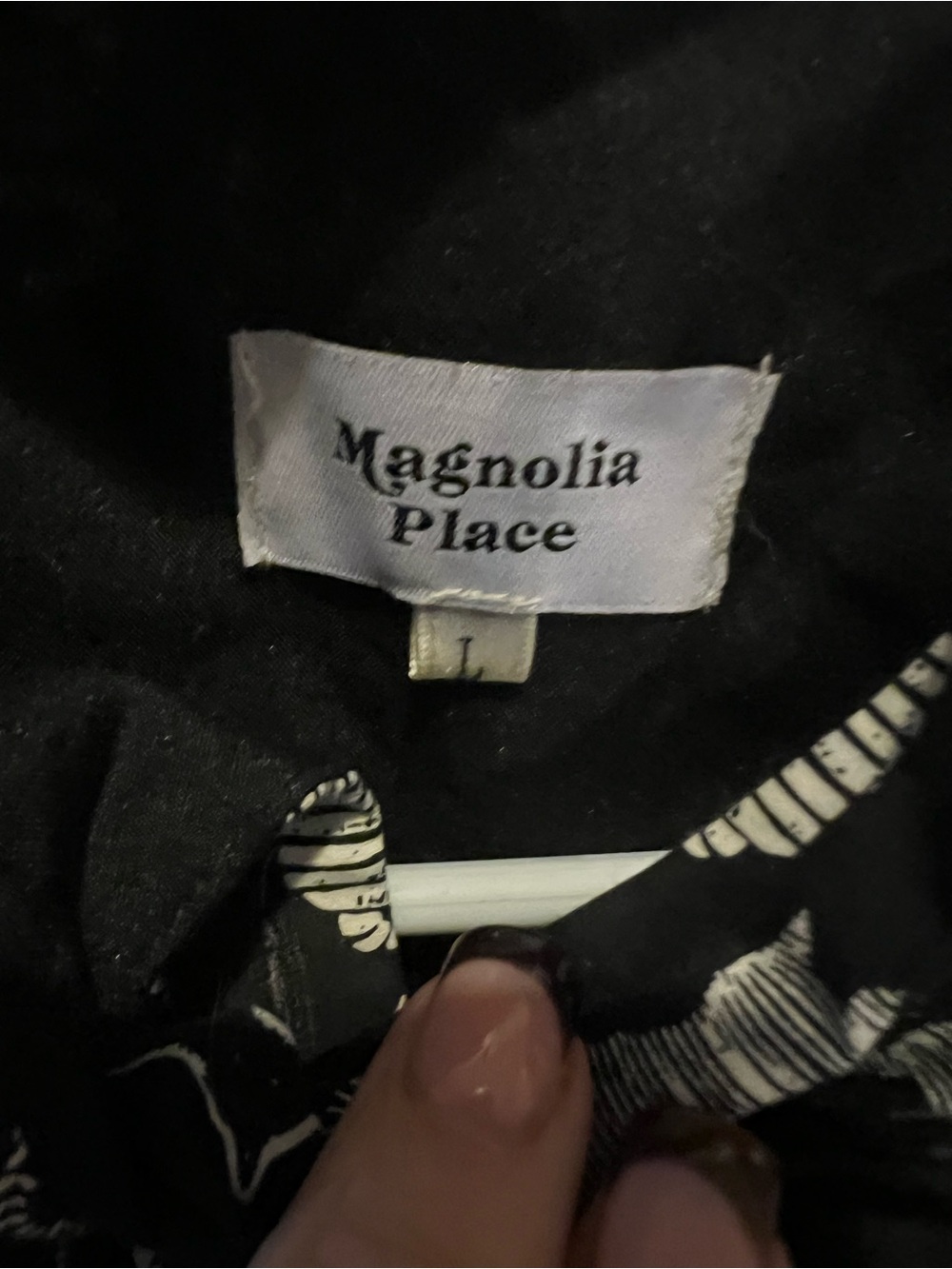 Magnolia Place Black Printed cats top